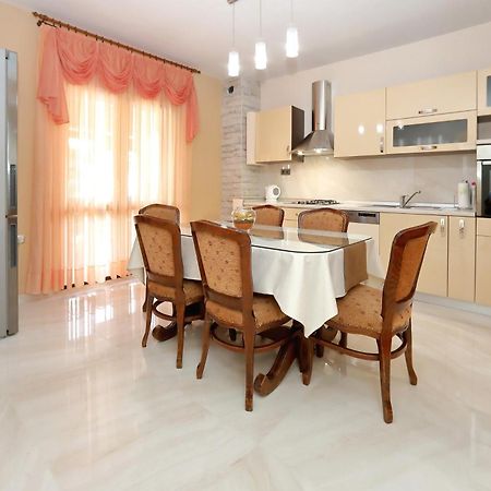 Apartment Lucijan Bibinje Zimmer foto